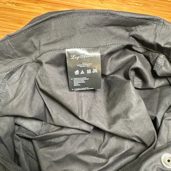 Leg Avenue Police Costume Button-Up Shirt with Removable Tie - Picture 7 of 8